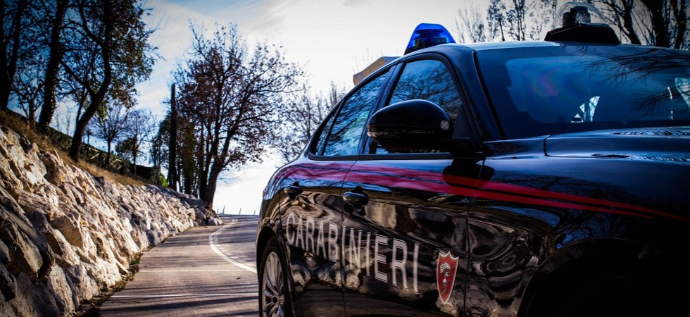 “Serve una cauzione per curare suo figlio”: si fingevano agenti, carabinieri o avvocati per truffare gli anziani soli